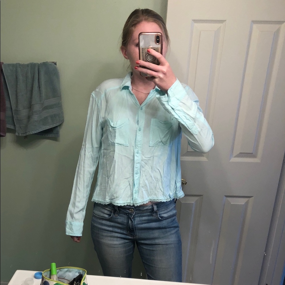 Hollister teal semi-cropped button down size s